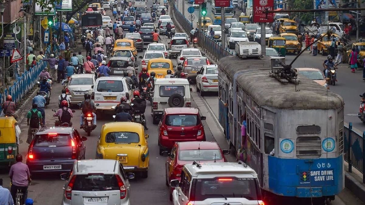 Traffic Notification construction work for the six-lane elevated Kona Expressway here new notification