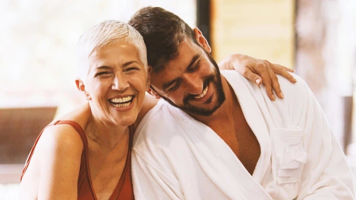  10 reasons older women prefer dating younger men