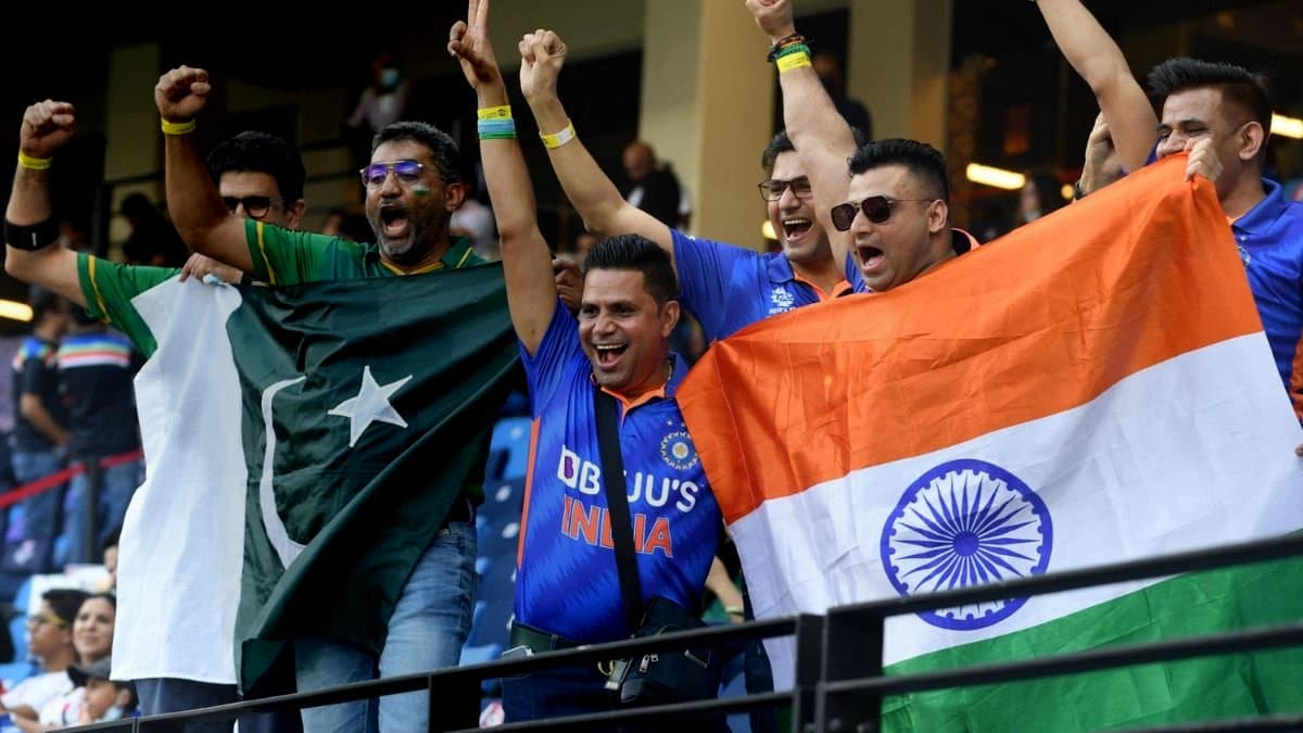 Former captain Wasim Akram feels that Pakistan can throw challenge to India in Asia Cup clash