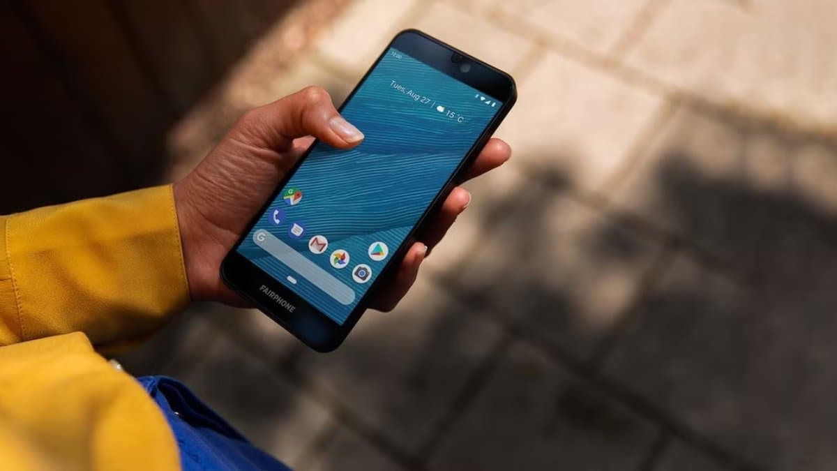 Which are most secure phones in the world used by presidents and spies