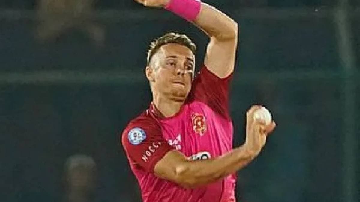 যুদ্ধ আবহে পাকিস্তানে আটকে নাকি কেঁদে ফেলেছিলেন টম কারেন, পরিস্থিতি স্বাভাবিক হতেই সামনে এল আসল সত্যি