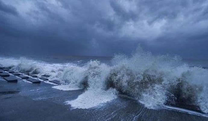 Weather: আসছে ঘূর্ণিঝড়!‌ শুক্র থেকে ভারী বৃষ্টির সম্ভাবনা বঙ্গে