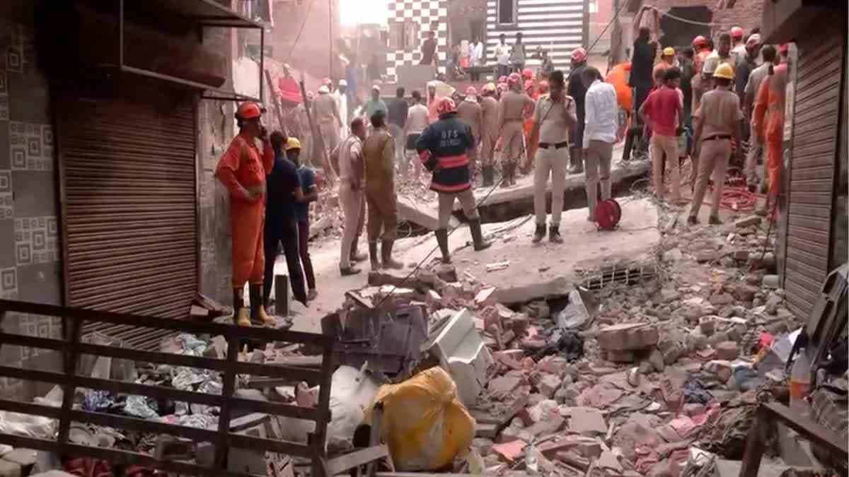 Four dead as Building collapses in Delhi
