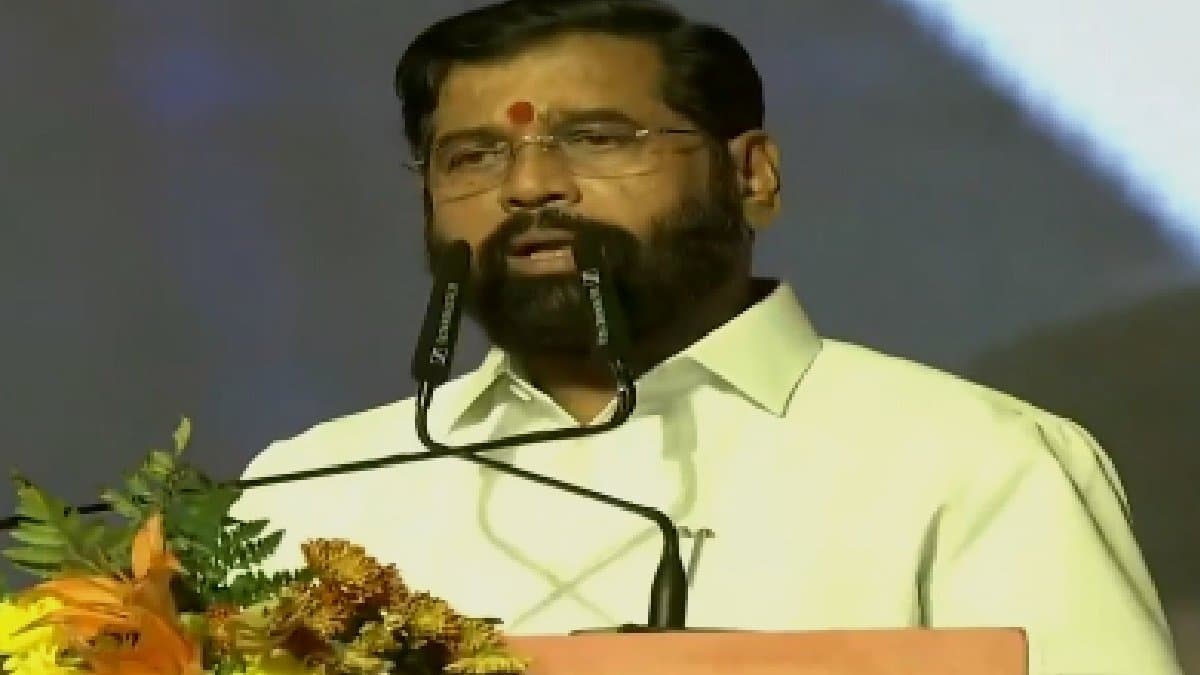 Eknath Shinde Starts 'Speech' Before Oath, Interrupted By Governor then what happened gnr 