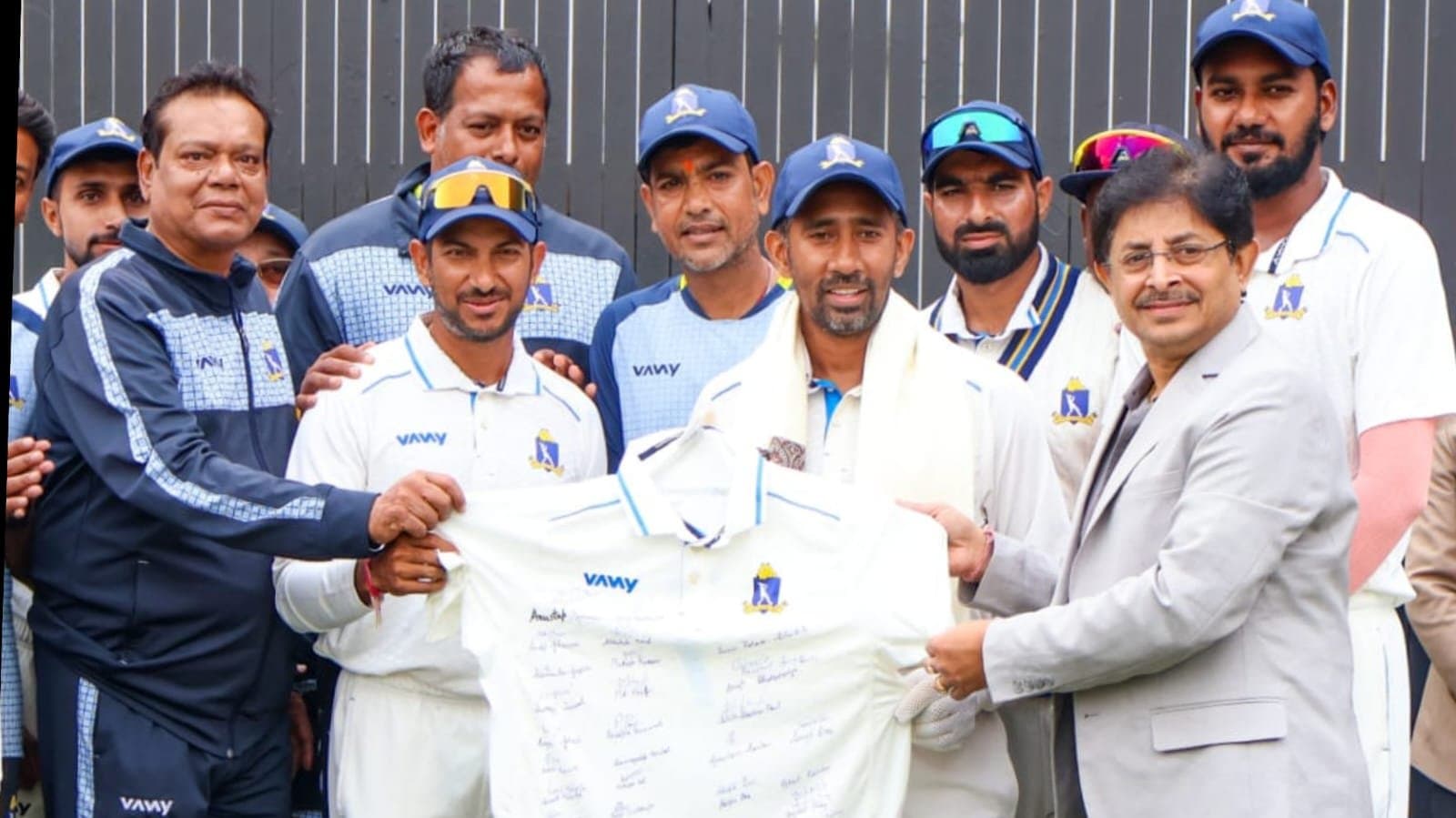 Wriddhiman Saha felicitated by cab on his illustrious career spt 
