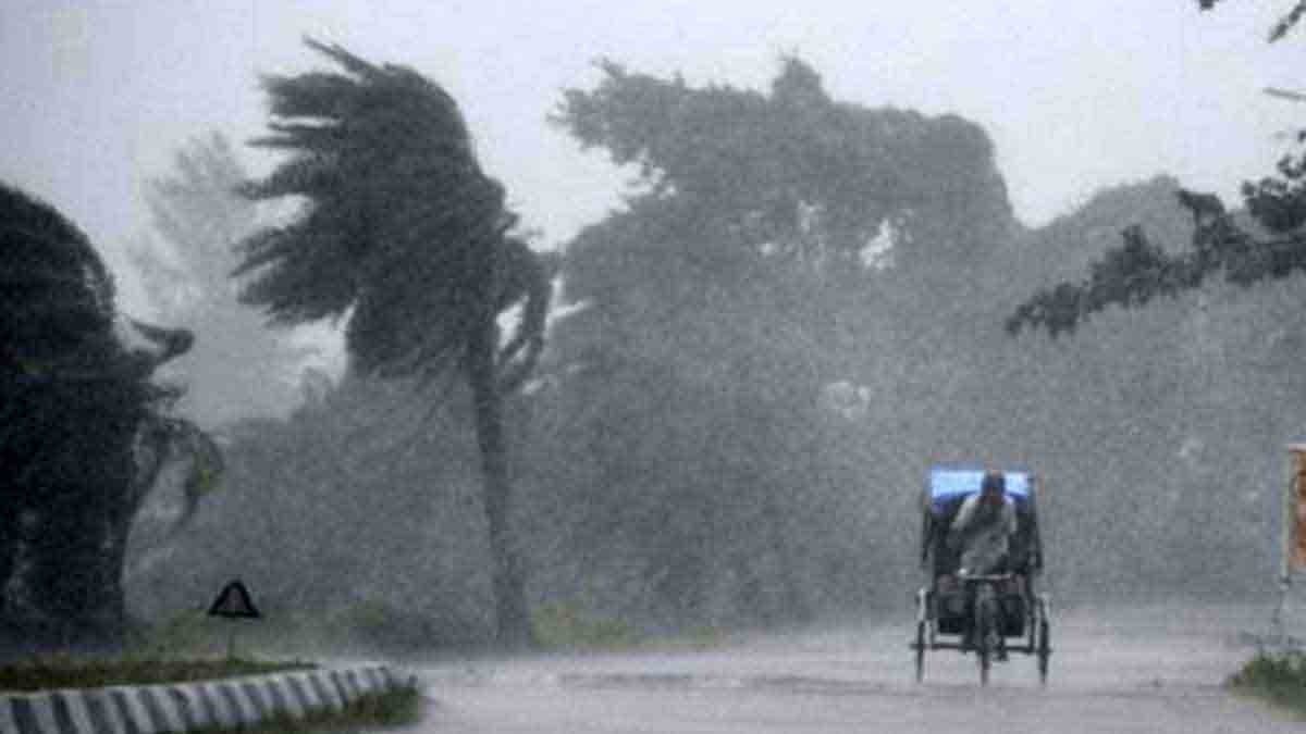 Cyclone Shakti Big Update IMD issues red and orange alert for Mumbai and Konkan