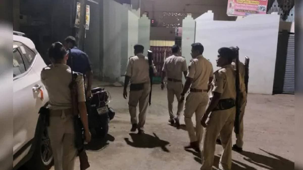 Woman body with 10 nails hammered into feet found in Nalanda at Bihar 