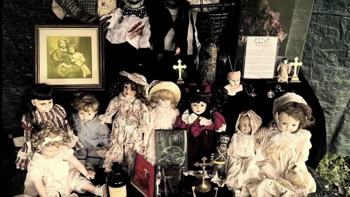 Woman Bought UKs Most Haunted Doll Here's What Happened Next gnr