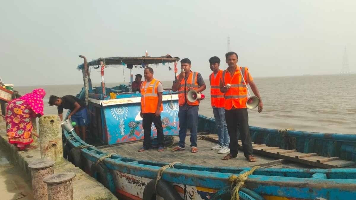 Cyclone Dana update, DEPLOYMENT  OF NDRF TEAMS CYCLONE DANA IN VARIOUS LOCATIONS IN WEST BENGAL gnr 