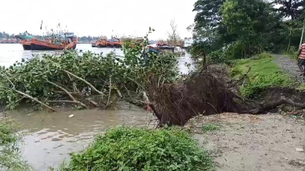 South 24 Pargana flood fear in namkhana gnr 