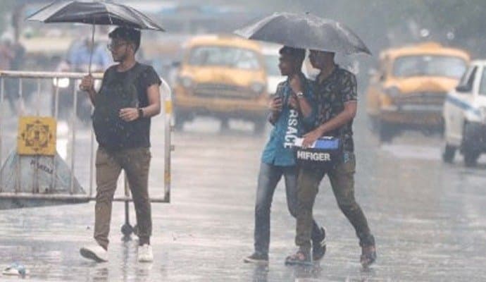 heavy rain forecast in various districts of bengal gnr