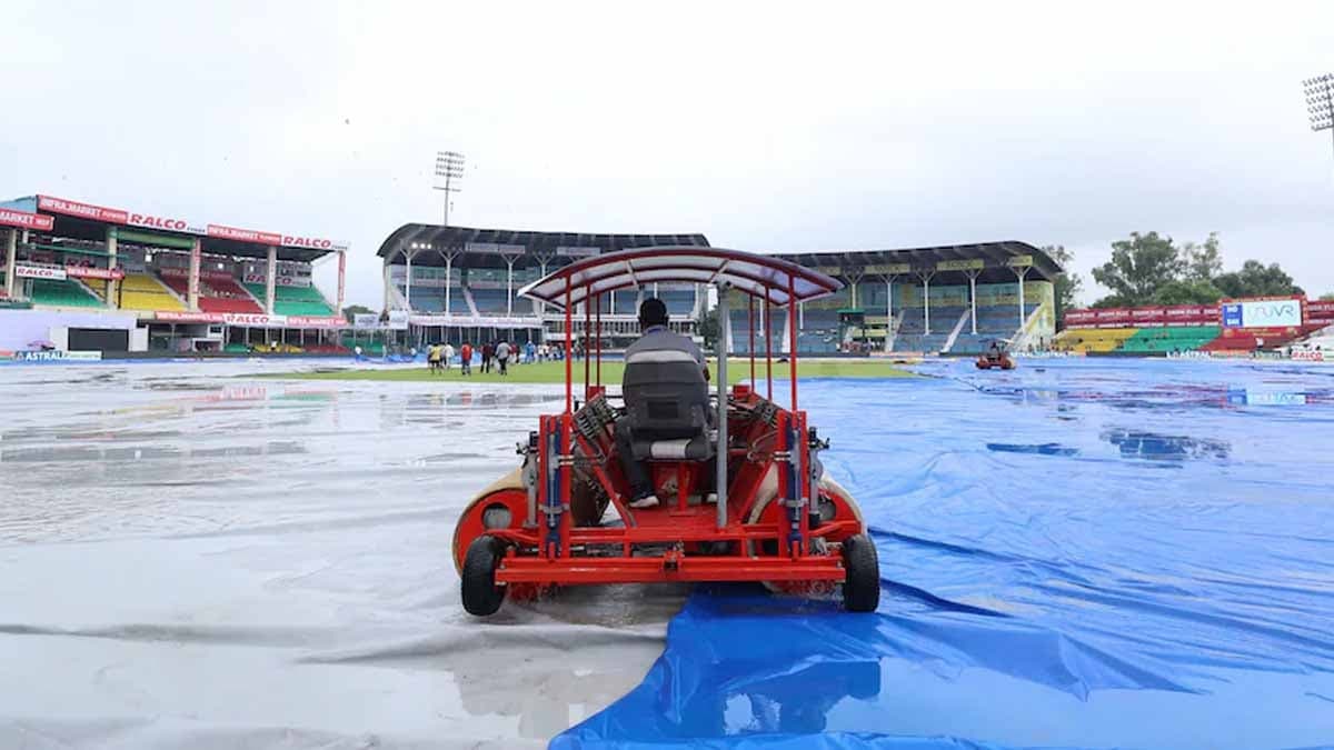 Rain Comes Back, Bangladesh 74/2 At Lunch vs India spt