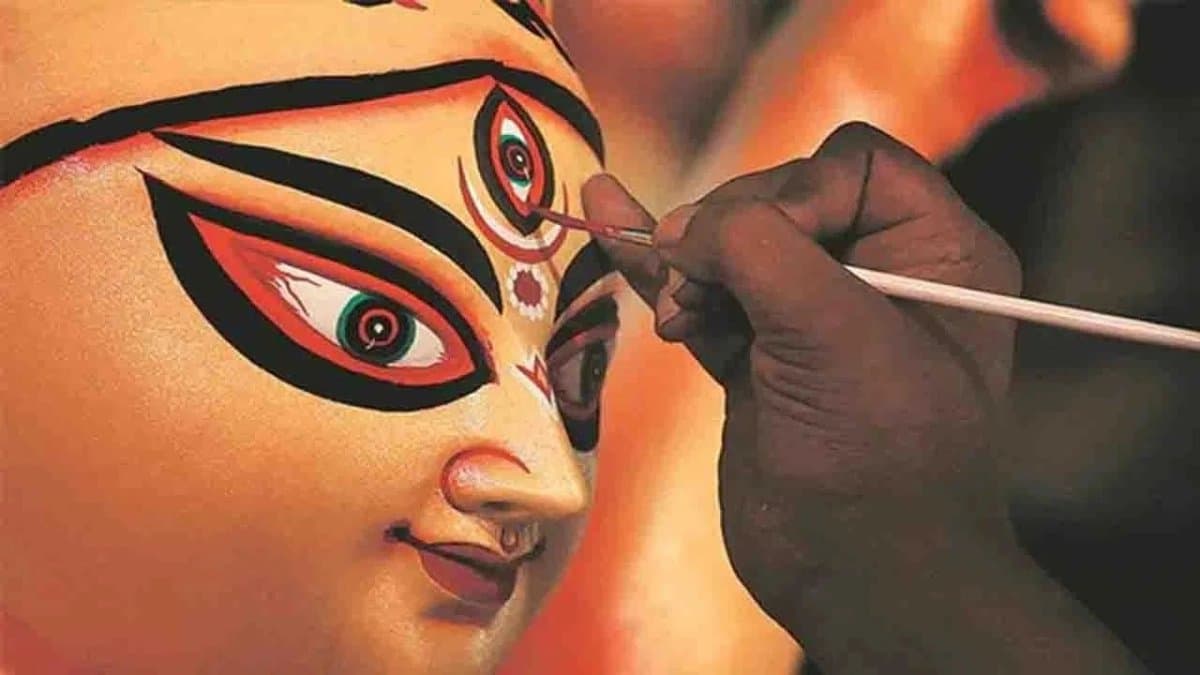 Mahalaya Astro Tips: these activities should avoid on Mahalaya and what do do for good luck 