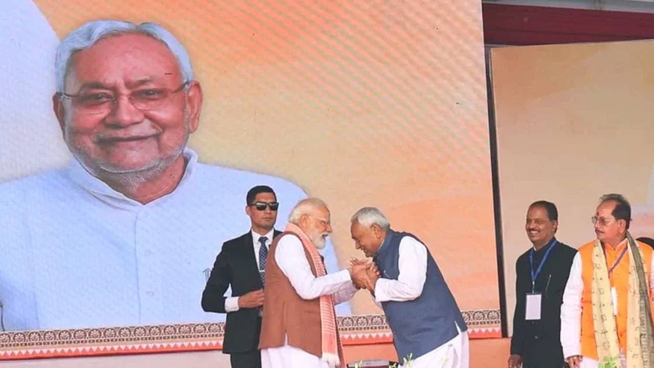 RJD aaleges JDU playing dynasty politics card