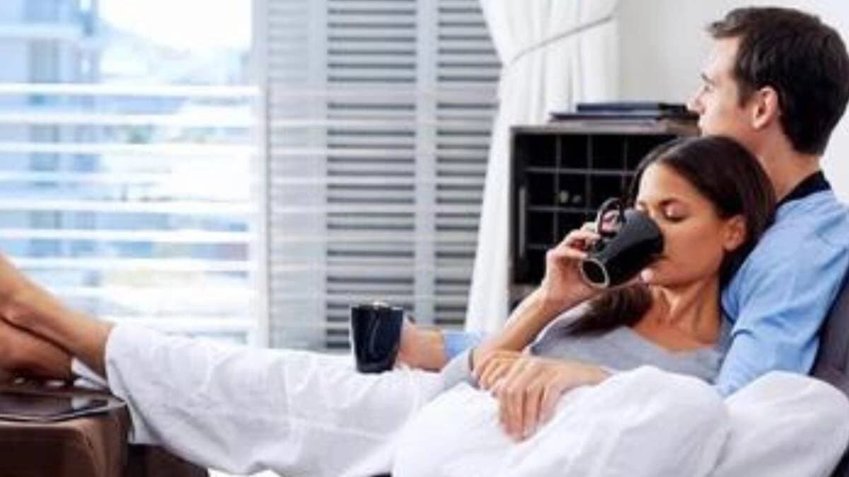 Does physical intimacy leads to weight loss