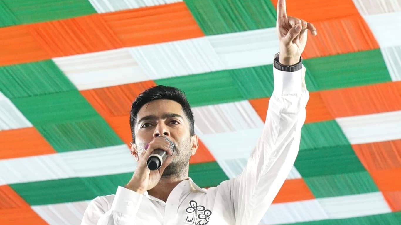 Abhishek Banerjee: হিট স্ট্রোকে তৃণমূল কর্মীর মৃত্যু, সাত দফায় নির্বাচন প্রক্রিয়া নিয়ে ফের সরব অভিষেক 