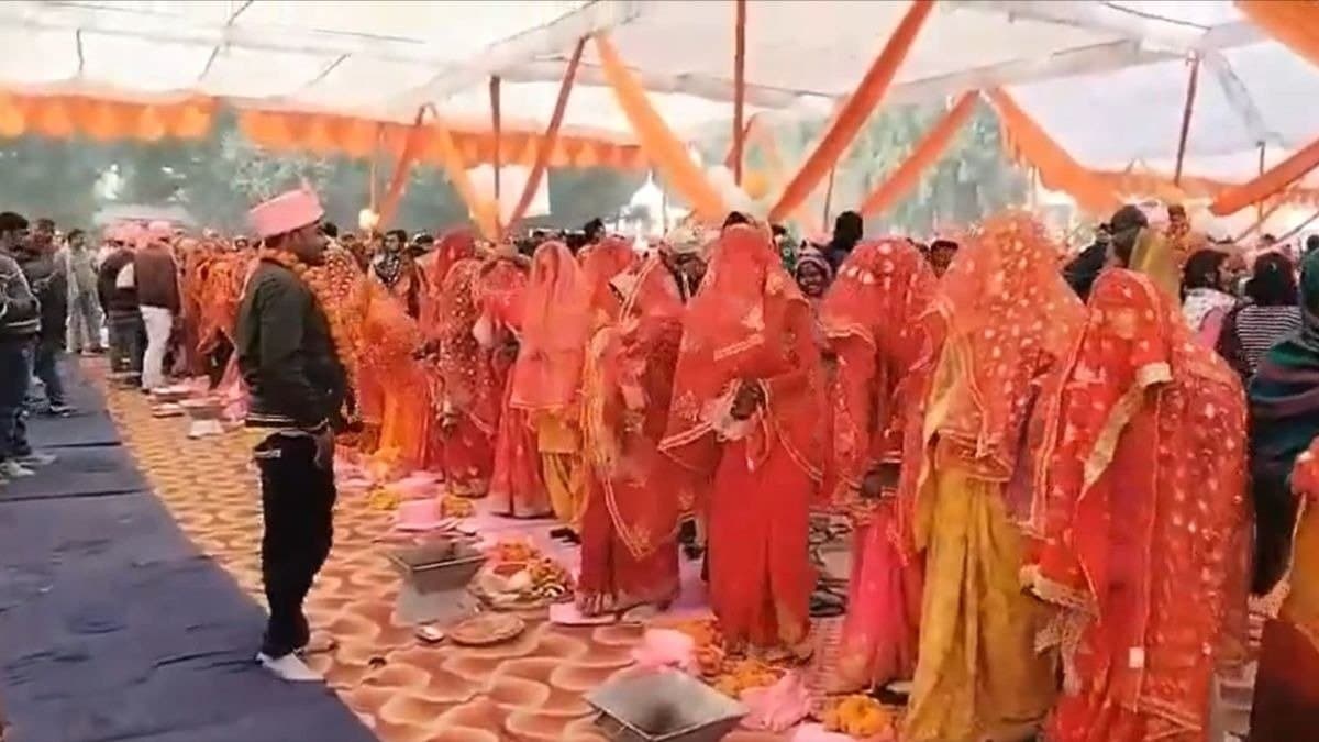 UP: যোগীরাজ্যে ভুয়ো গণবিবাহের আসর, গ্রেপ্তার ১৫ 