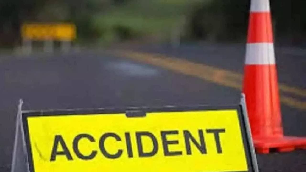 Reality Show Dancer Killed As Truck Rams Parked Car Near Bengaluru 