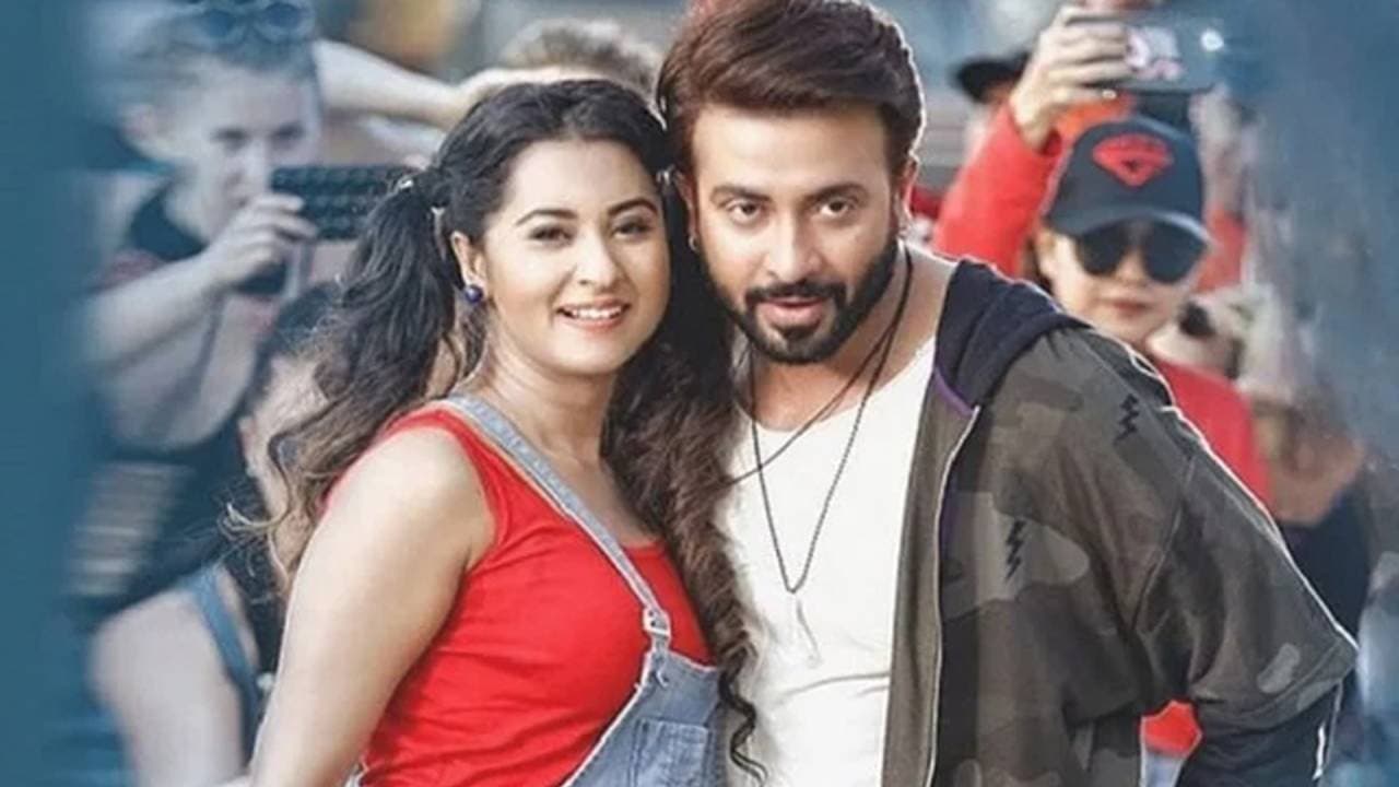 জন্মদিনেই বড় সুখবর দিলেন বাংলাদেশী অভিনেত্রী বুবলী