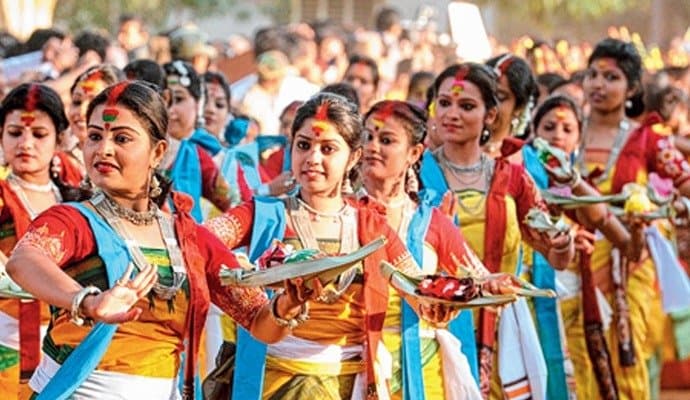 Holi 2024: রঙের উৎসবে কোথায় যাবেন ? রইল হদিশ 