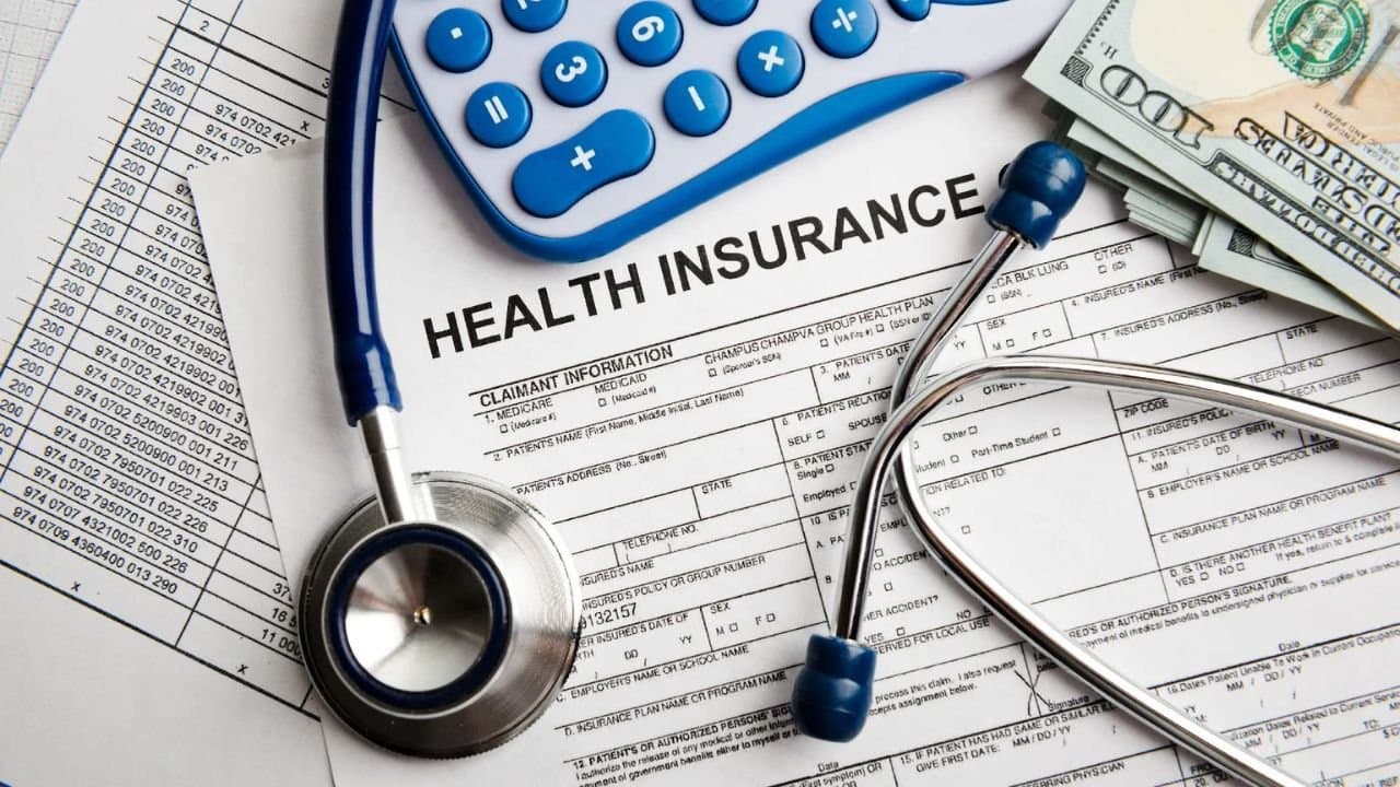Before You Buy Health Insurance, Make Sure to Review These 5 Key Factors