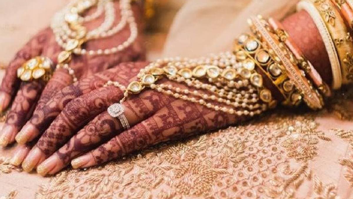 পাল্টে গিয়েছে পাত্র, বিয়ের আসরে বড় অভিযোগ কনের! তারপর যা হল...