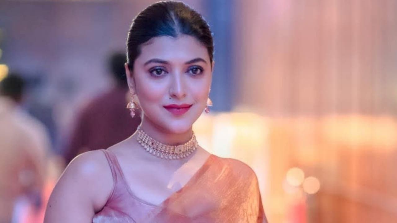 Actress Riya Ganguly write a cryptic note on social media 