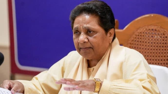 Cbi : আমস্ট্রং-এর মৃত্যুর ঘটনায় সিবিআই তদন্তের দাবি করলেন মায়াবতী 
