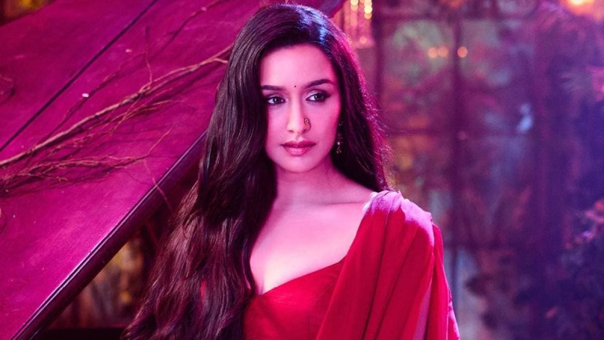 Shraddha Kapoor to lead Laxman Utekar s next film based on a Marathi novel