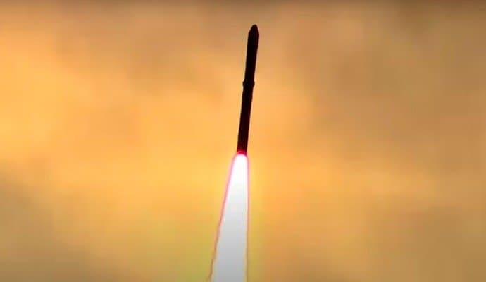 ISRO: বছরের প্রথমদিনেই মহাকাশে এক্সপোস্যাট পাঠাল ইসরো 