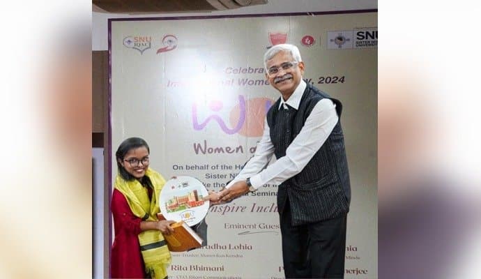  women achievers  awarded at Sister Nivedita University 