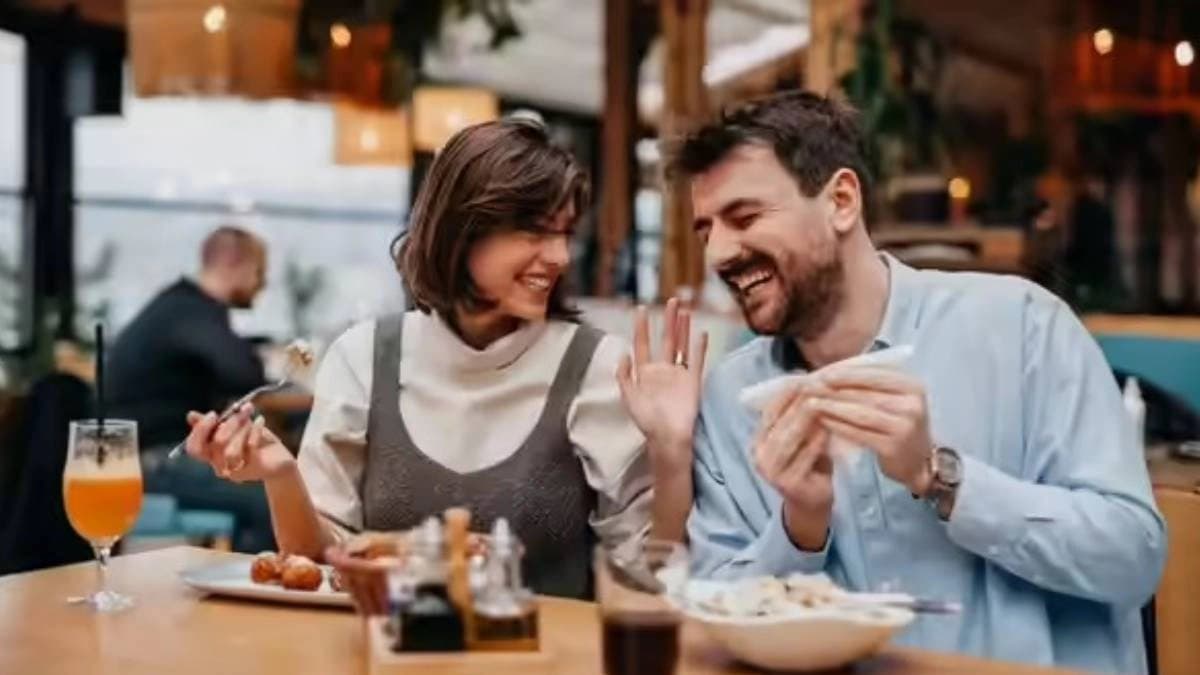 These signs indicate your friendship has become toxic