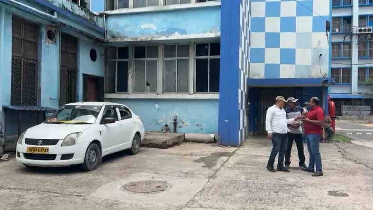 Old man mysterious death at beleghata