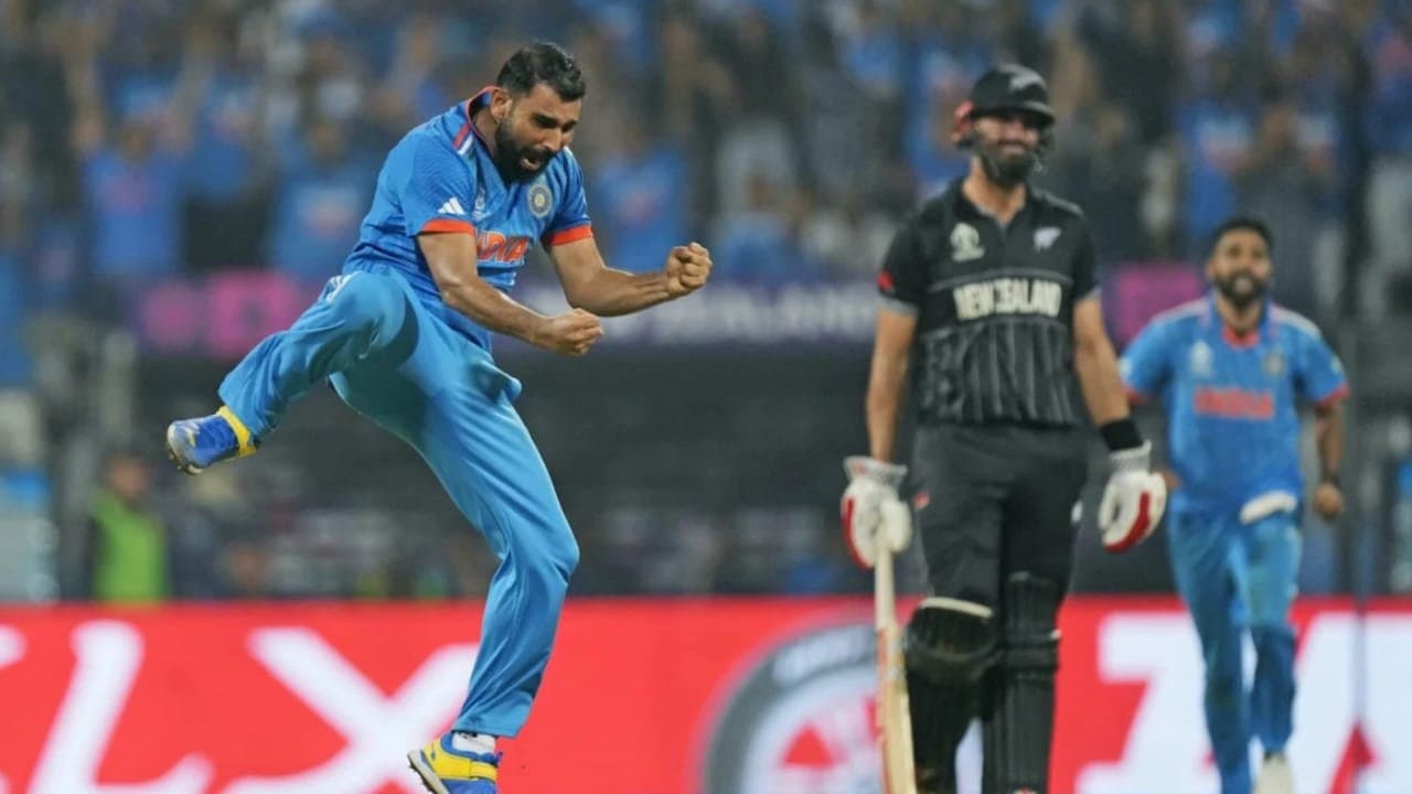 India-New Zealand: দশে দশ! শামির সাত উইকেটে বিশ্বকাপের ফাইনালে ভারত