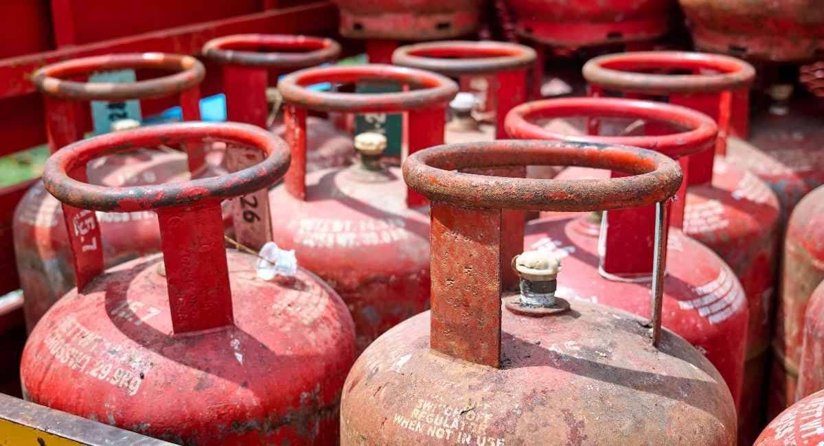 Commercial LPG Cylinder Prices Reduced Across Metro Cities On November