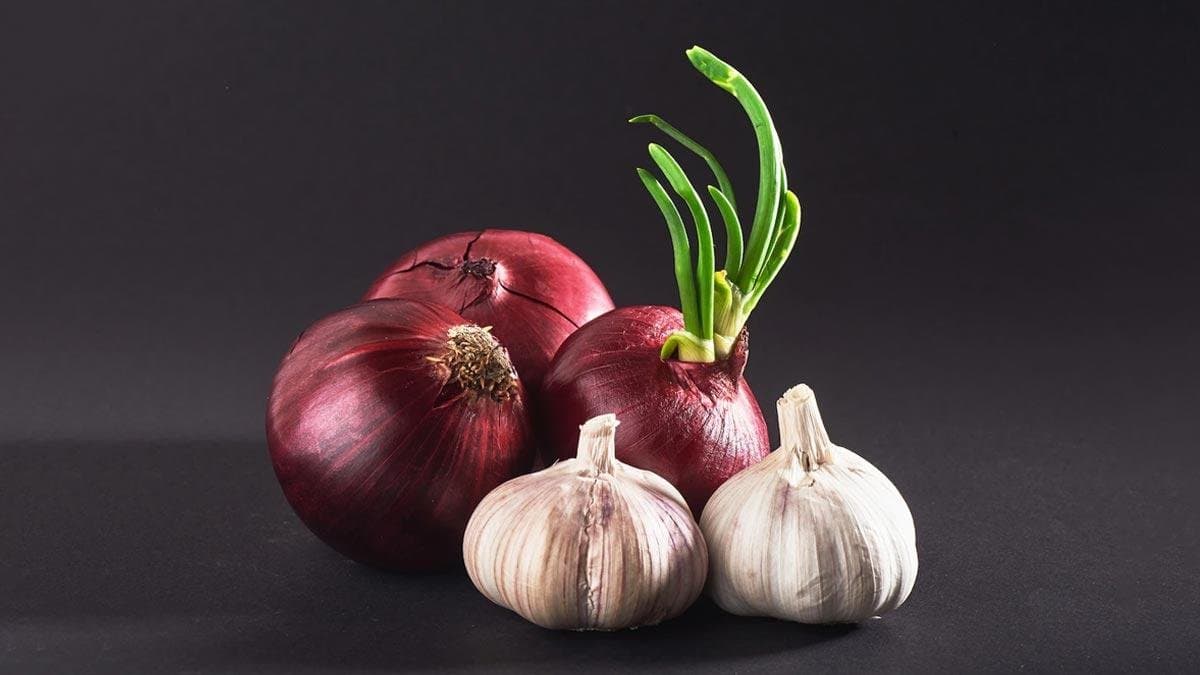 Cooking advice: where to keep garlic and onion