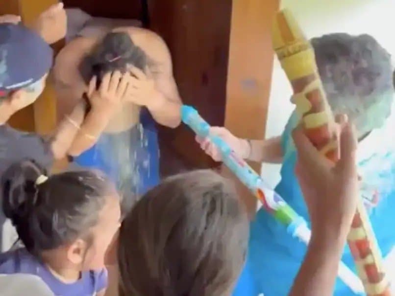 Yuvraj Singh gets Holi surprise from Sachin Tendulkar and gang