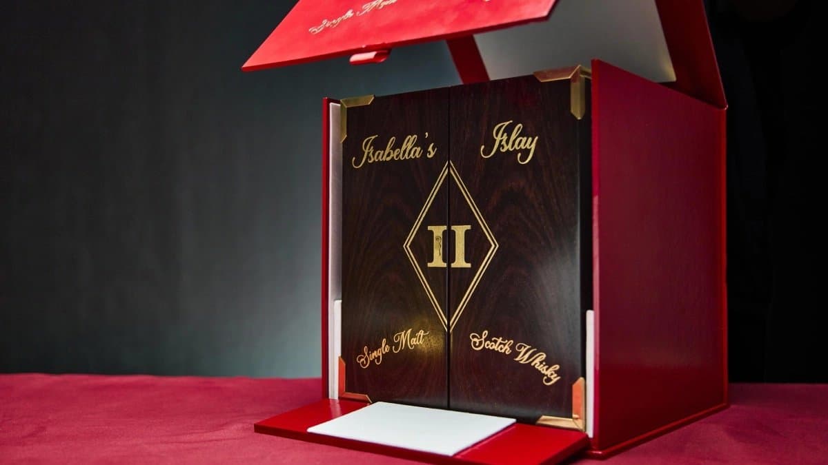  30 ml of world s expensive whiskey can buy a flat in Gurugram or Noida