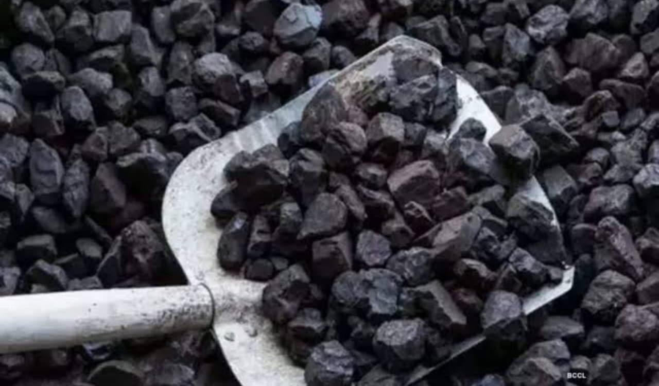 আমদানি করা কয়লা মিশিয়ে ব্যবহারের নির্দেশ মোদি সরকারের