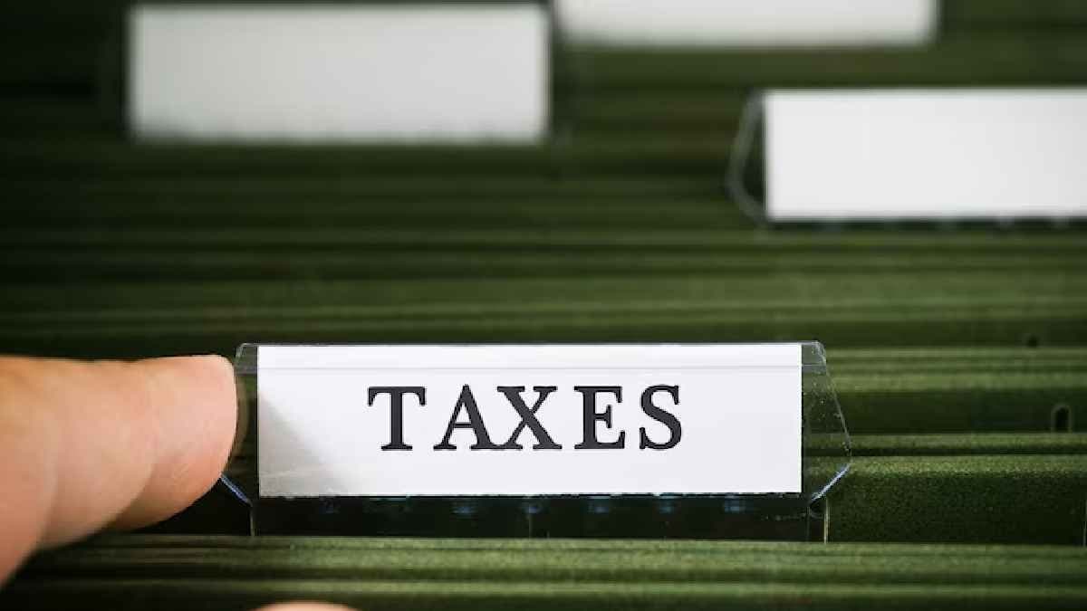 Digital From 16 is an Electronic version of the traditional From 16